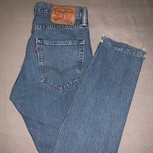 512 Levi’s Denim Mom Jeans